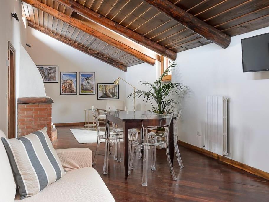 Casa Molino - A Due Passi Dal Duomo Apartment Milan Luaran gambar